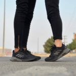 کفش کتانی وارداتی رانینگ و پیاده روی آدیداس مدل کلودفوم Adidas Cloudfoam سبک و تنفسپذیر (مشکی طوسی)