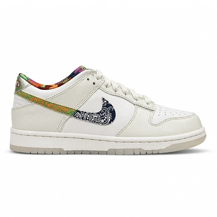 کفش کتانی وارداتی نایک دانک لو مردانه Nike Dunk Low طرح باندانا (کرم روشن طرح‌دار)